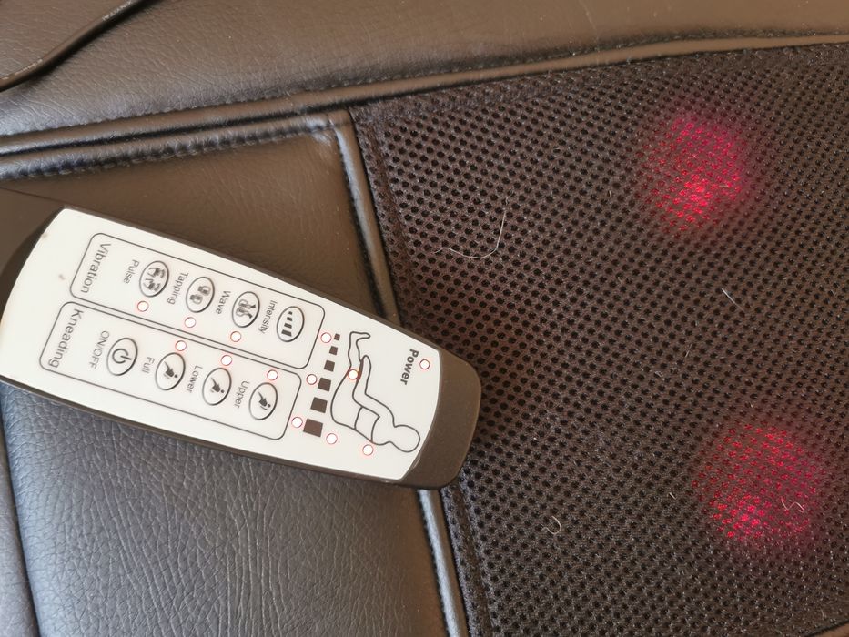 Fotel do masażu pleców i nie tylko Masaże wibracje elektroniczne Germ