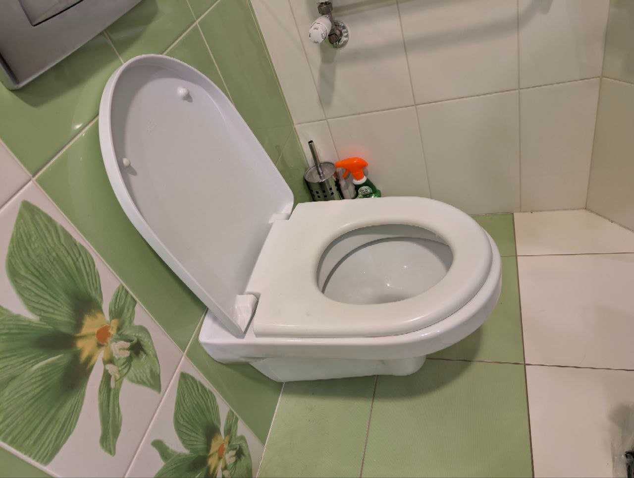 Cersanit WC z deską wolno opadająca
