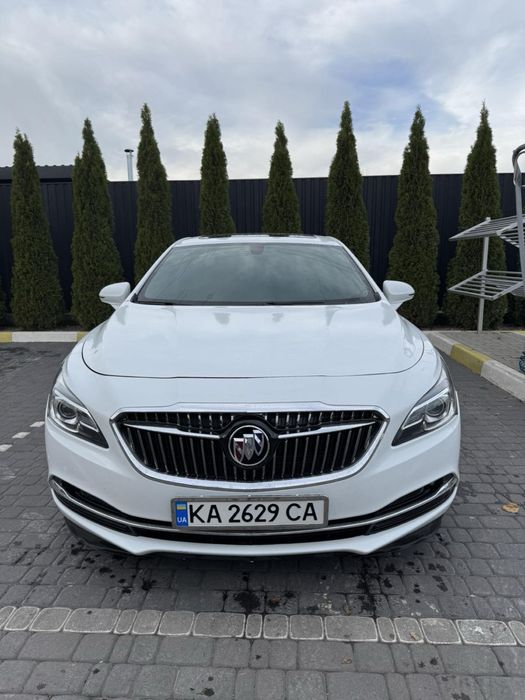 Buick laCrosse 2.5 гібрид (opel insignia)