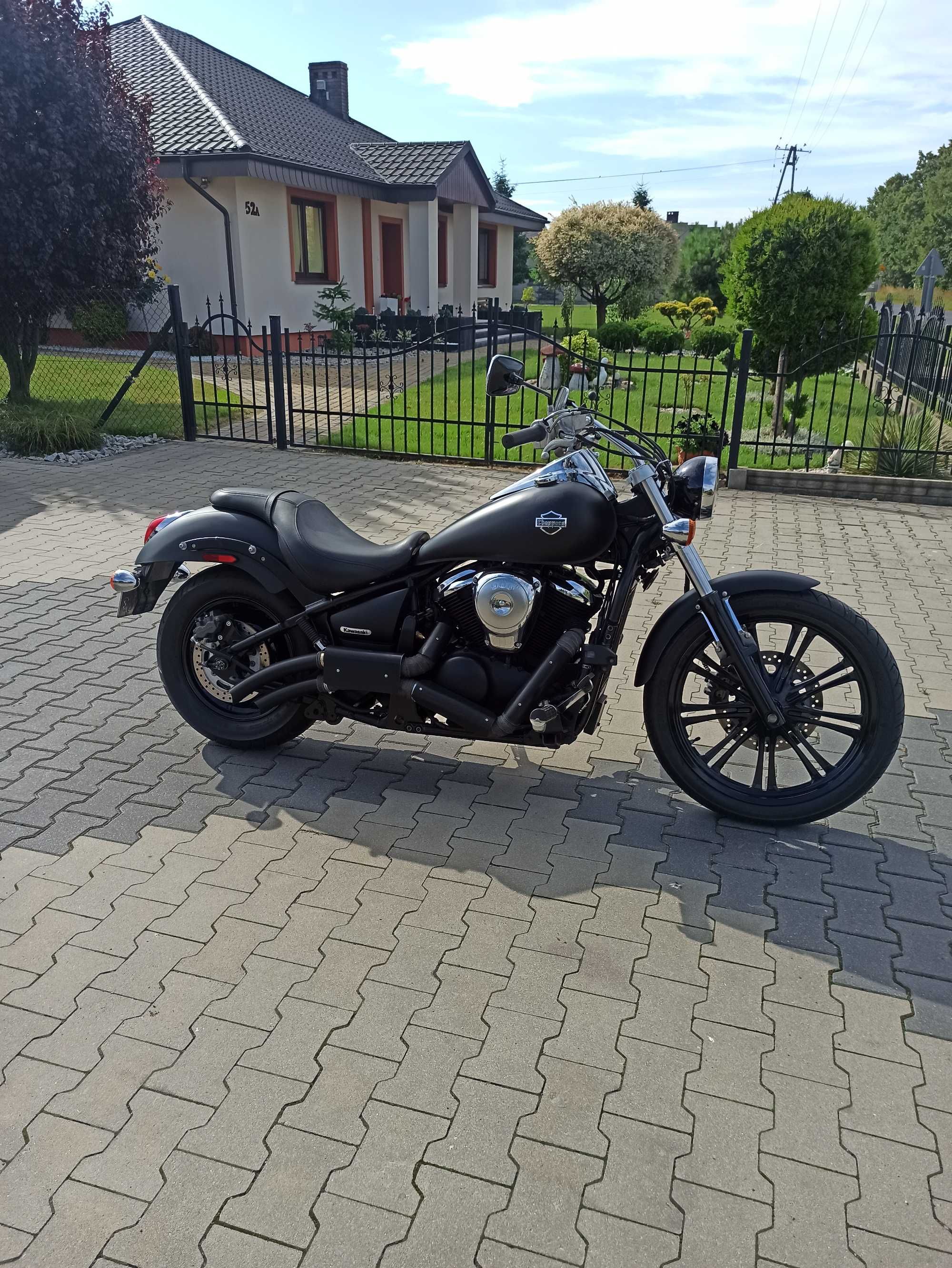 Kawasaki Vulcan VN 900 Custom w stanie bardzo dobrym