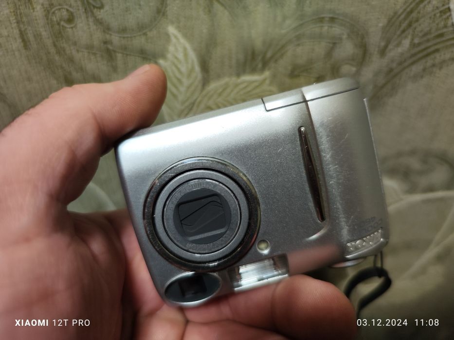 Продам Nikon coolpix 4600.