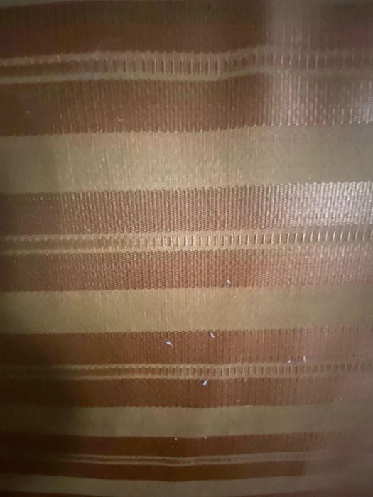 Ліжко ручної роботи, дерево, матраци в дуже хорошому стані.