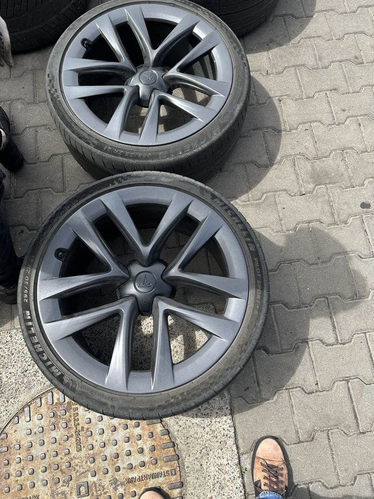 Комплект колес tesla model s