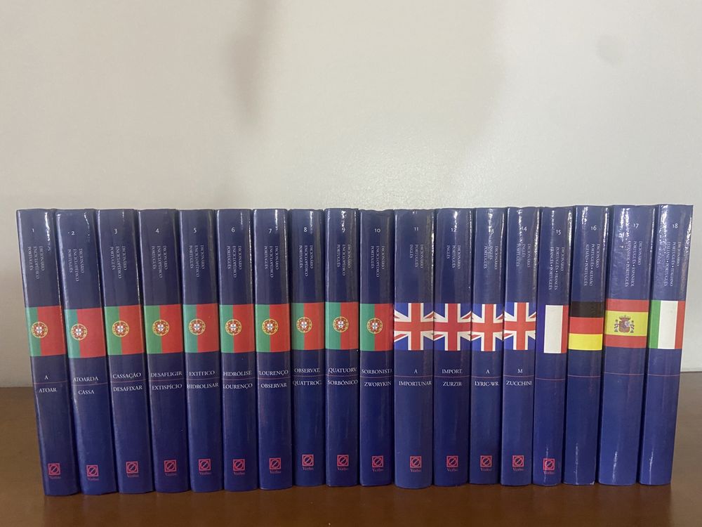 Conjunto Dicionários | Enciclopédicos - Várias línguas