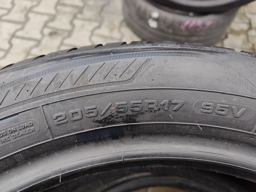 205/55/17 Goodyear Vector 4 Seasons gen 3