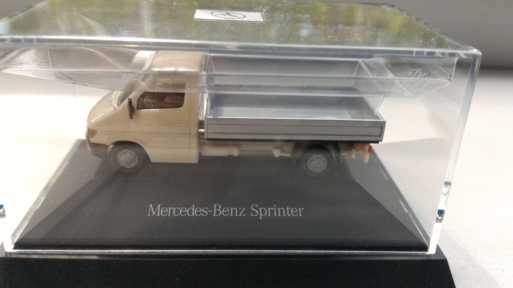 Модели автомобилей Mercedes, 1:87
