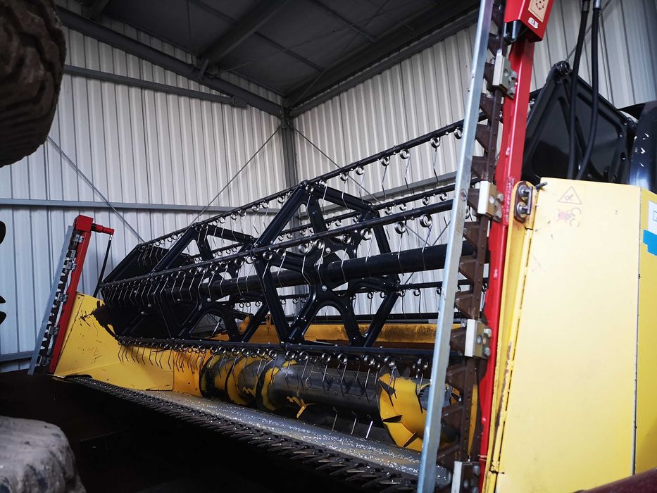 New Holland TC 5050