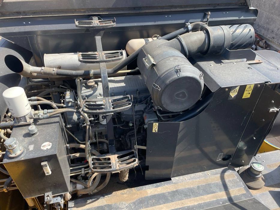 Продам комбайн NewHolland CX6090