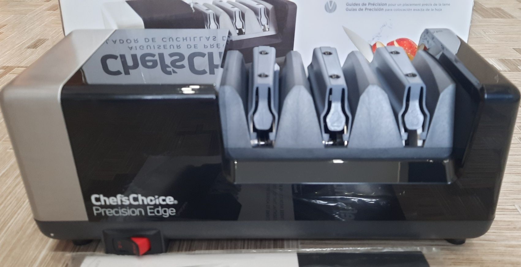 Точилка для ножей CHEF’S CHOICE Precision Edge