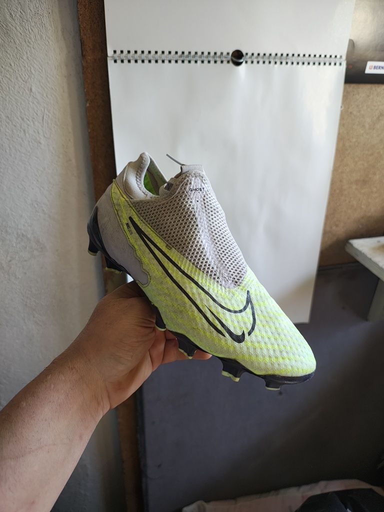 Korki pół profesjonalne Nike Phantom. Rozmiar 40. Wkładka 25cm