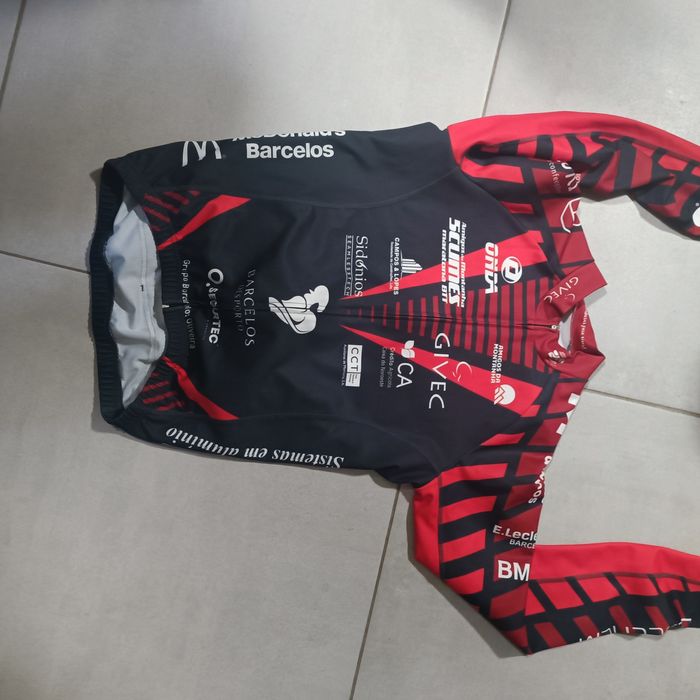 Casacos térmicos e corta vento ciclismo