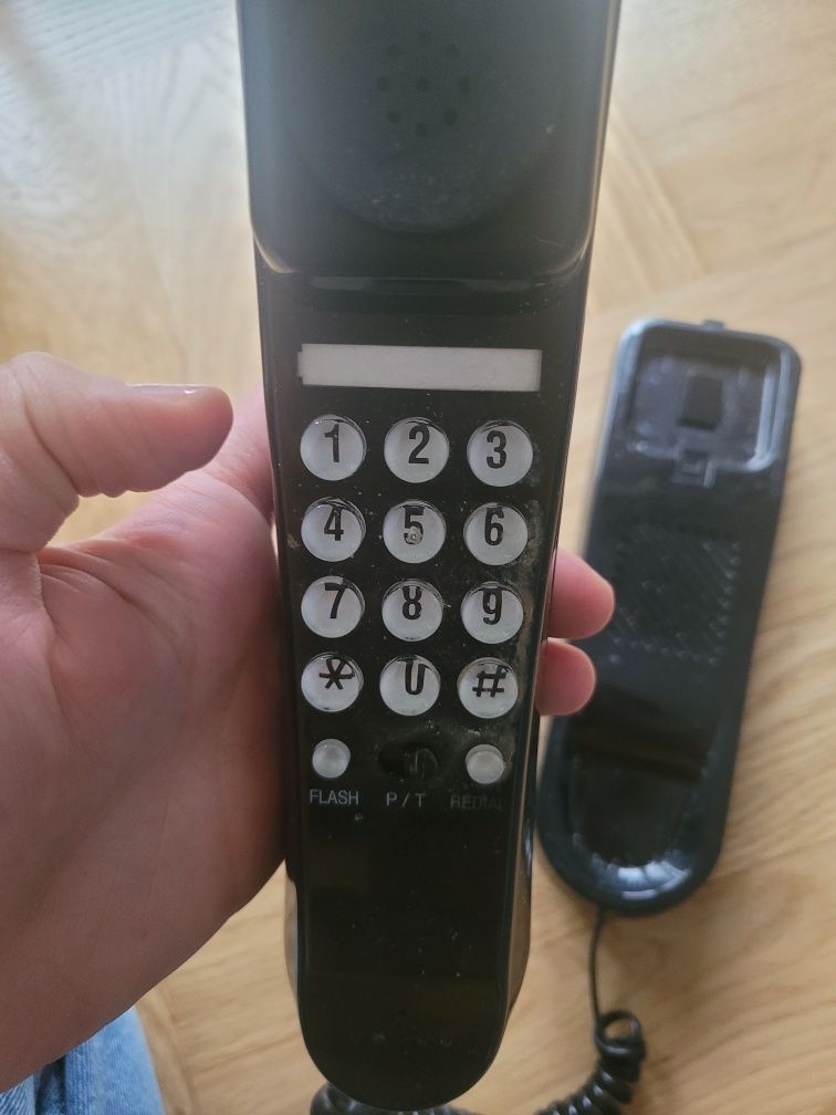 Telefon stacjonarny retro