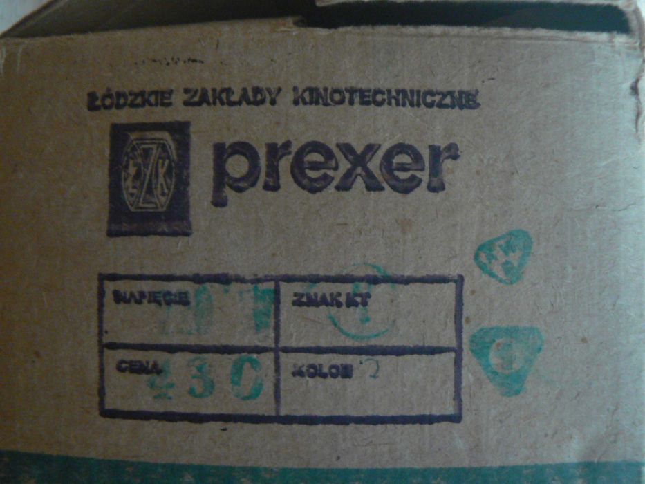 Rzutnik (projektor, diaskop) Ania Z PRL, plus 6 bajek .