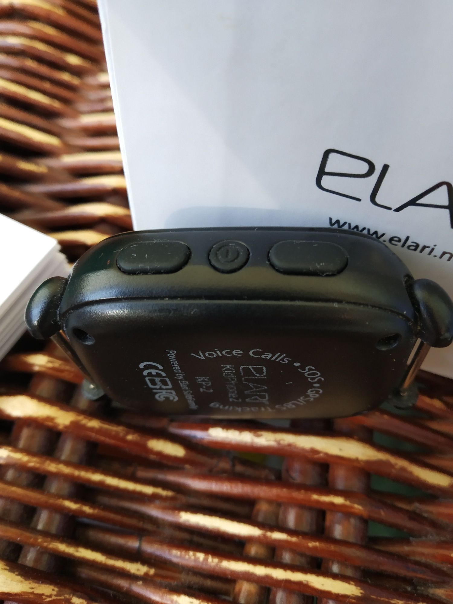 Дитячий смарт годинник з GPS трекером Elari KidPhone 2 (Black) KP-2B