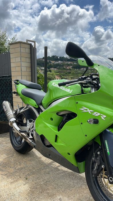 Kawasaki Ninja Zx9R