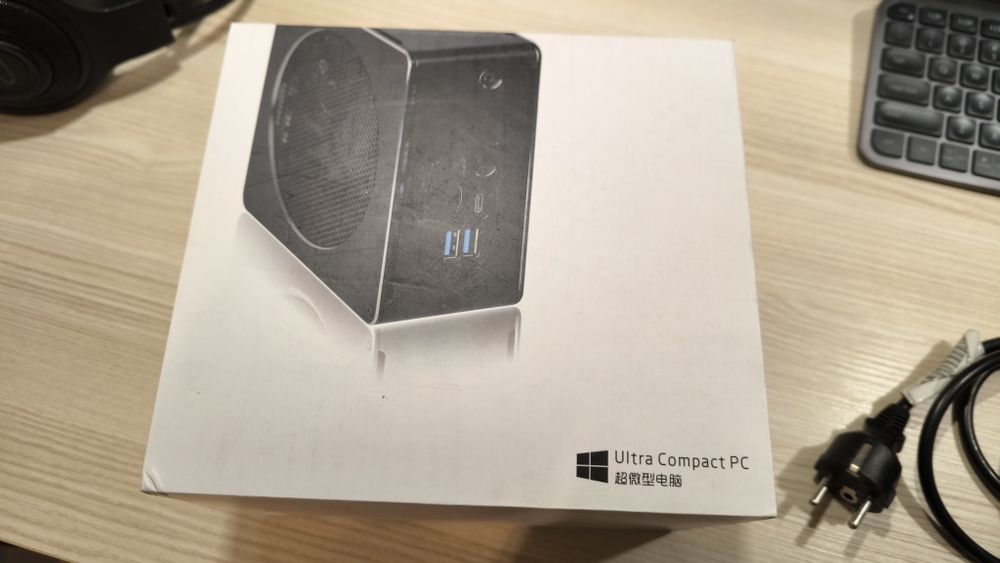 Mini PC komputer Intel Core i7-8750H 16GB RAM Dysk SSD 120GB Win10