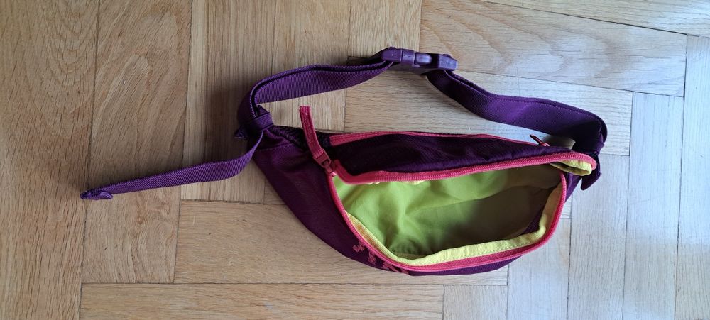 Nerka Reebok w żywych kolorach