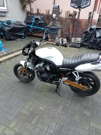 Yamaha Fazer 600