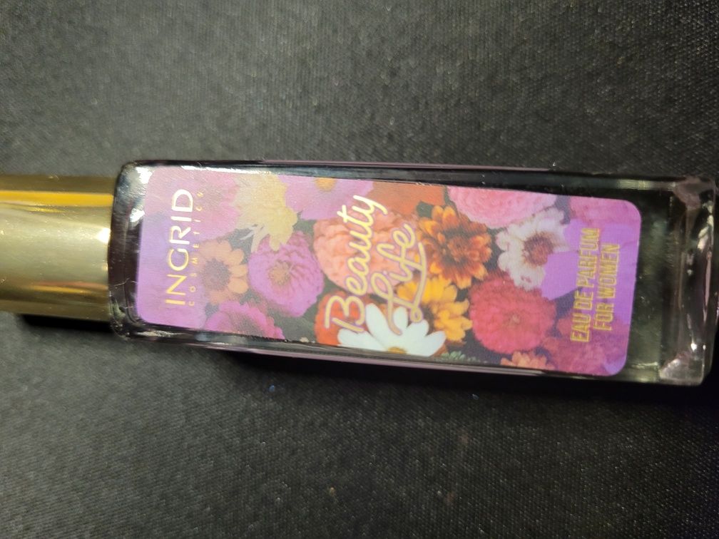 Perfumetka nowe słodki zapach