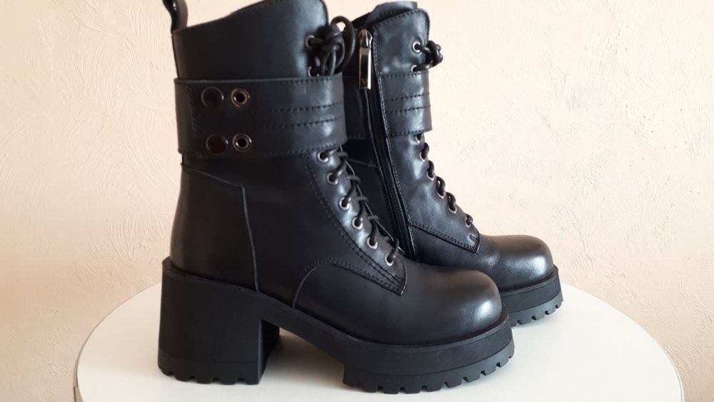 Жіночі ботинки VittoRossi, 36 р,напівчобітки,