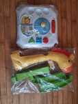 Stolik edukacyjny Fisher price z źyrafą
