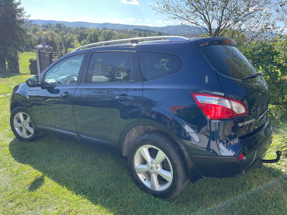 Nissan Qashqai+2