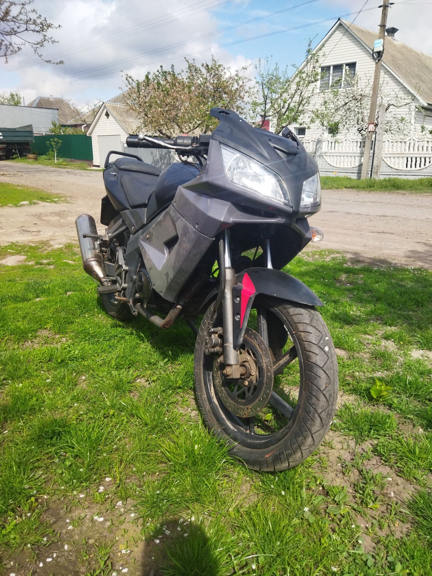 Продам мотоцикл KYMCO