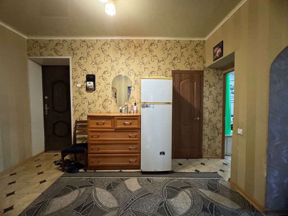 Продам Трехкомнатную квартиру на Югоке.