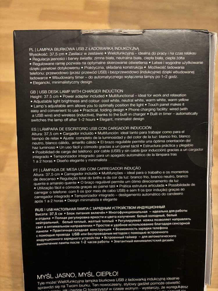 Nowa lampka biurkowa z ładowarką indukcyjną