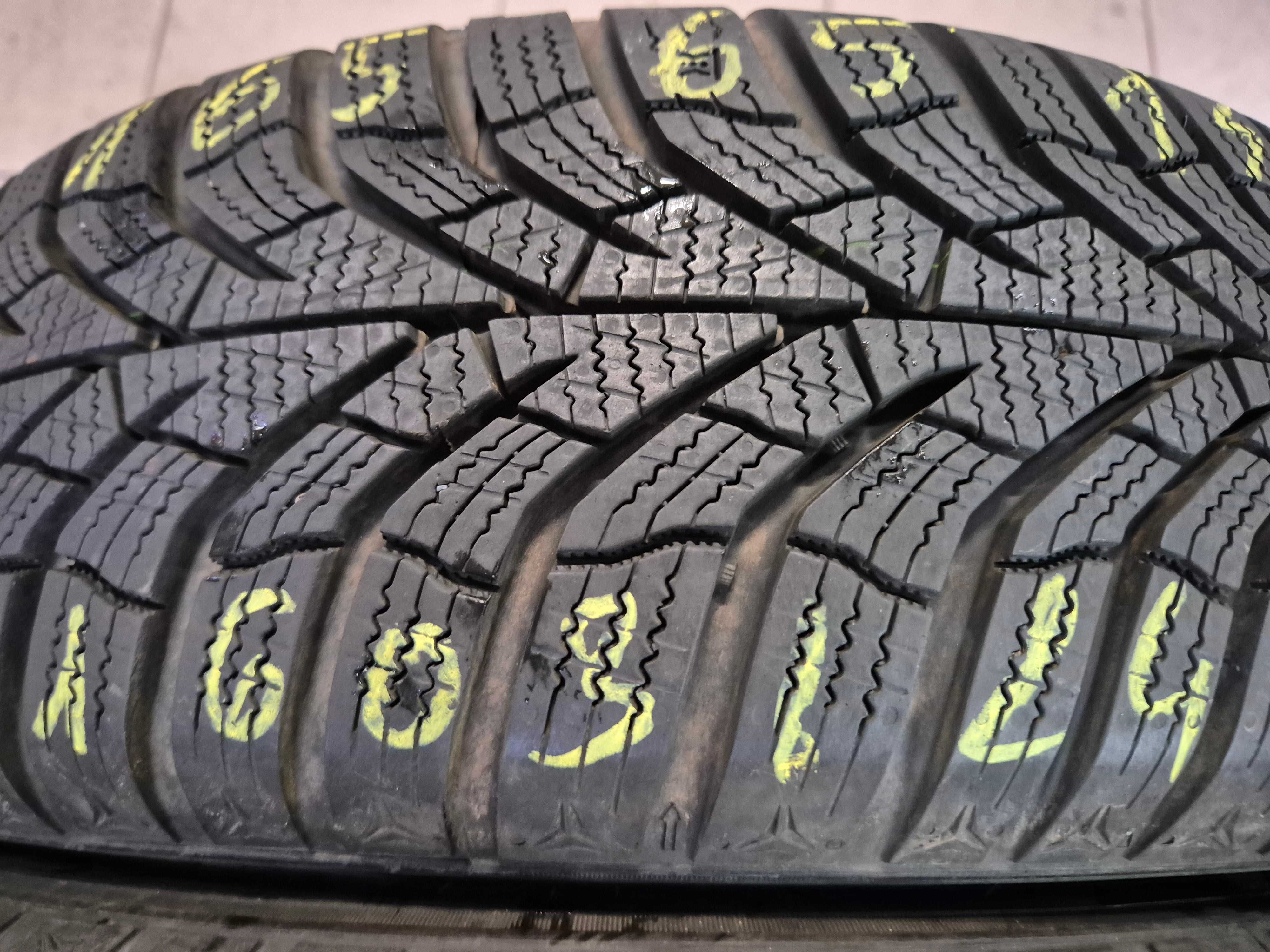 165/65r14 (Z1603/24)006 4szt 8mm Winter Craft WP52 KUMHO 2023r ZIMOWE