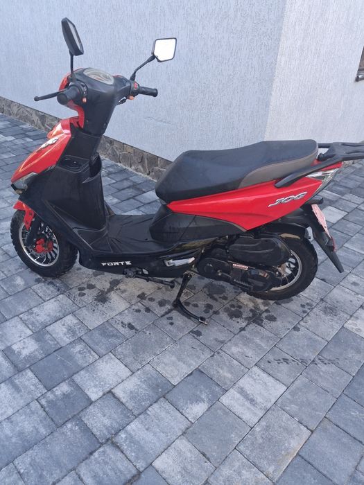 Продам скутер forte JOG...стан б/у