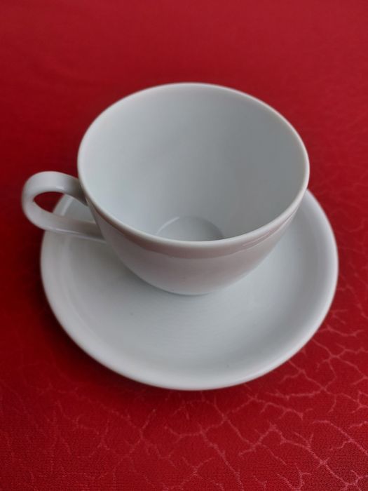 Nowa filiżanka z podstawkiem porcelana- 200 ml InPost