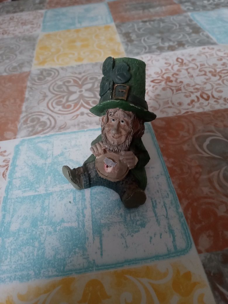 Figurka karzełek irlandzki stary