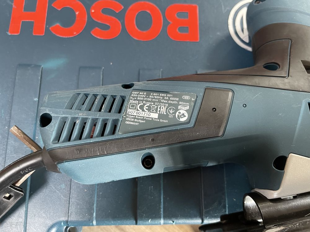 Bosch GST 90 E / лобзик Бош 650W