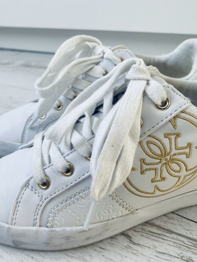 Białe półbuty Guess sneakersy trampki damskie sportowe tenisówki