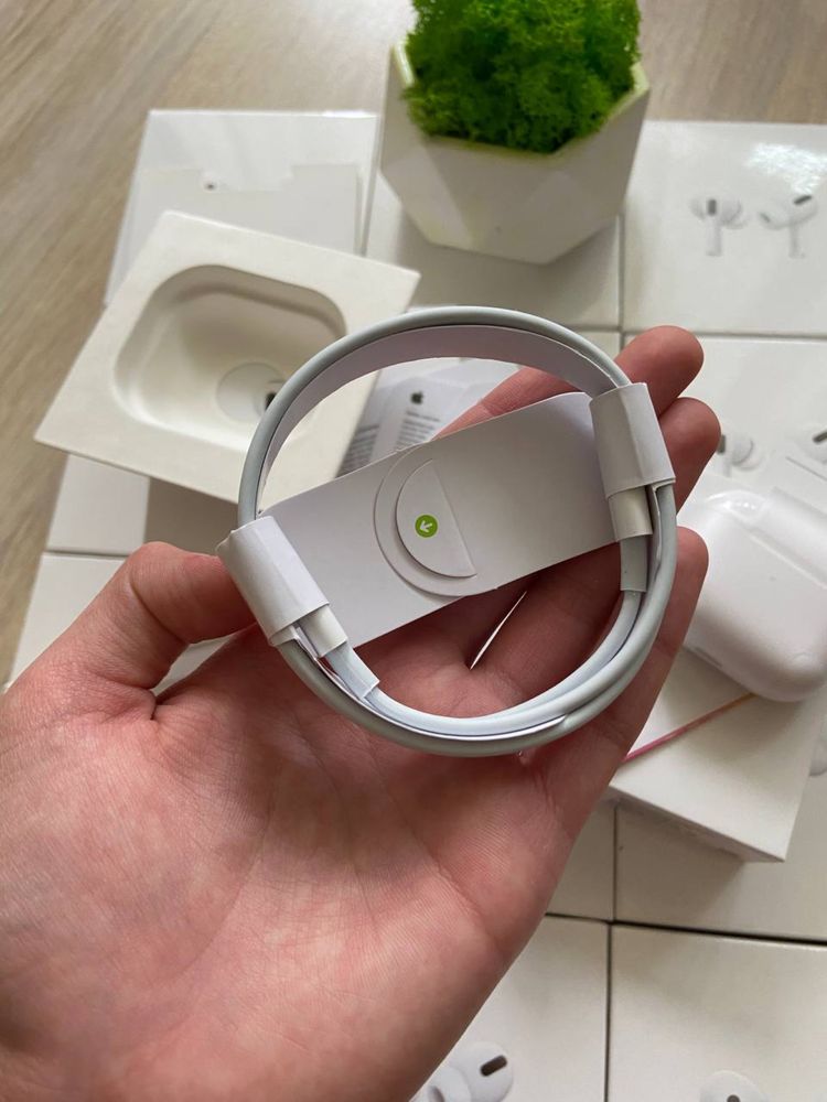 AirPods 2, наушники AirPods