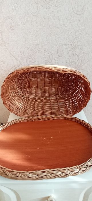 Хлібниця плетена б/в