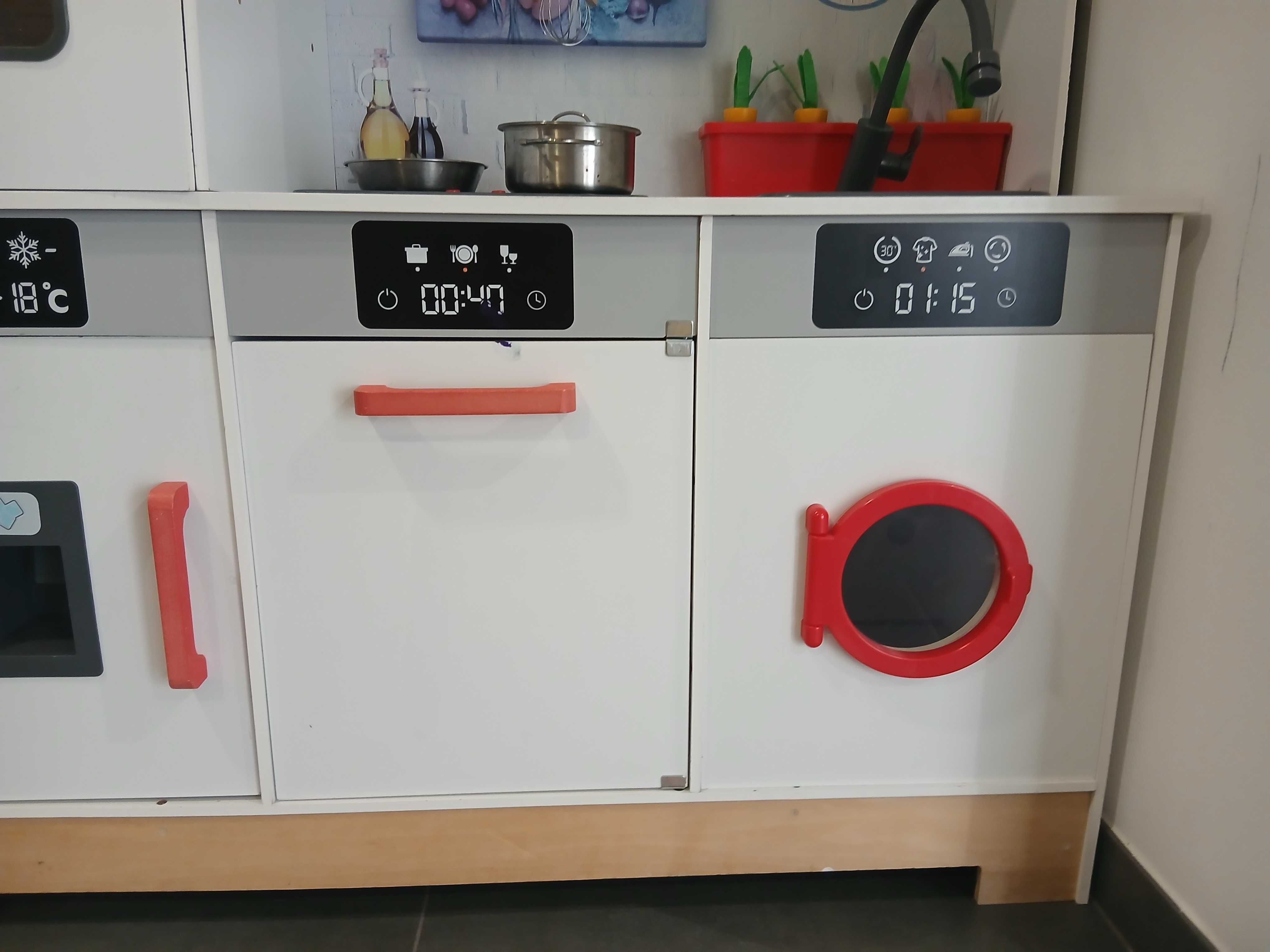 Cozinha de brincar em Madeira