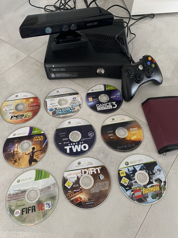 Xbox 360 z padem, kinectem i grami