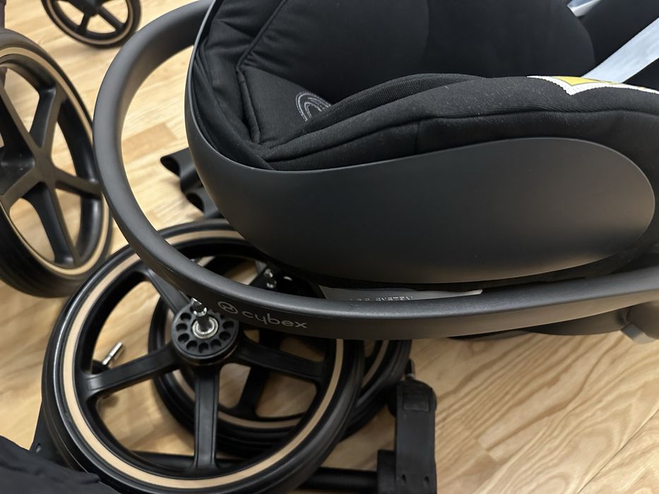 Wózek Cybex Priam 4.0 3w1 ze śpiworkiem i terenowymi kołami zestaw