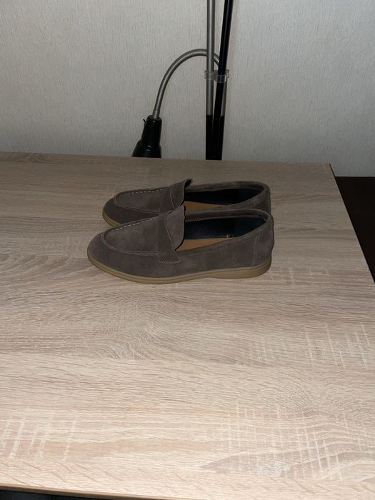 Продам жіночі лофери