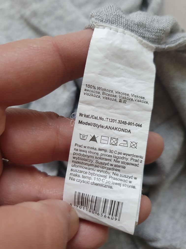 Cienki sweterek Tatuum, rozmiar 44