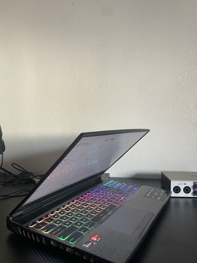 Portátil gamer MSI alpha 15 A3DDK