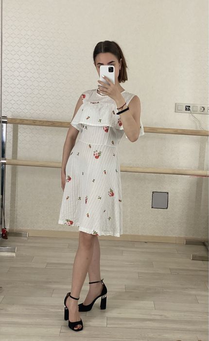 Продам летнее белое платье