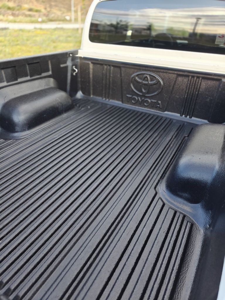 Toyota Hilux KingCab 2019  *4 Lugares*