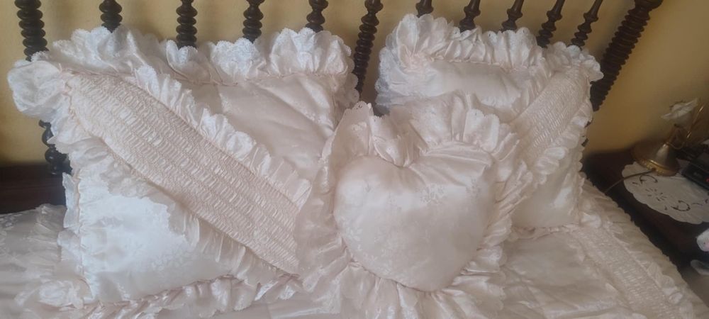 Terno de tapetes de quarto em lã - Novos