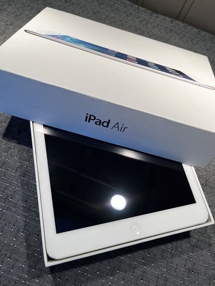 Apple iPad Air Wifi CELL 16GB Silver A1475