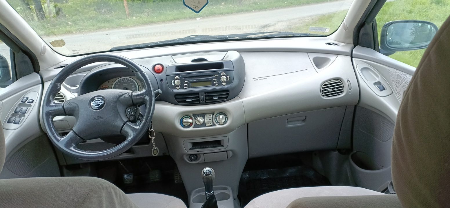 Nissan Almera Tino 2001, LPG 1.8