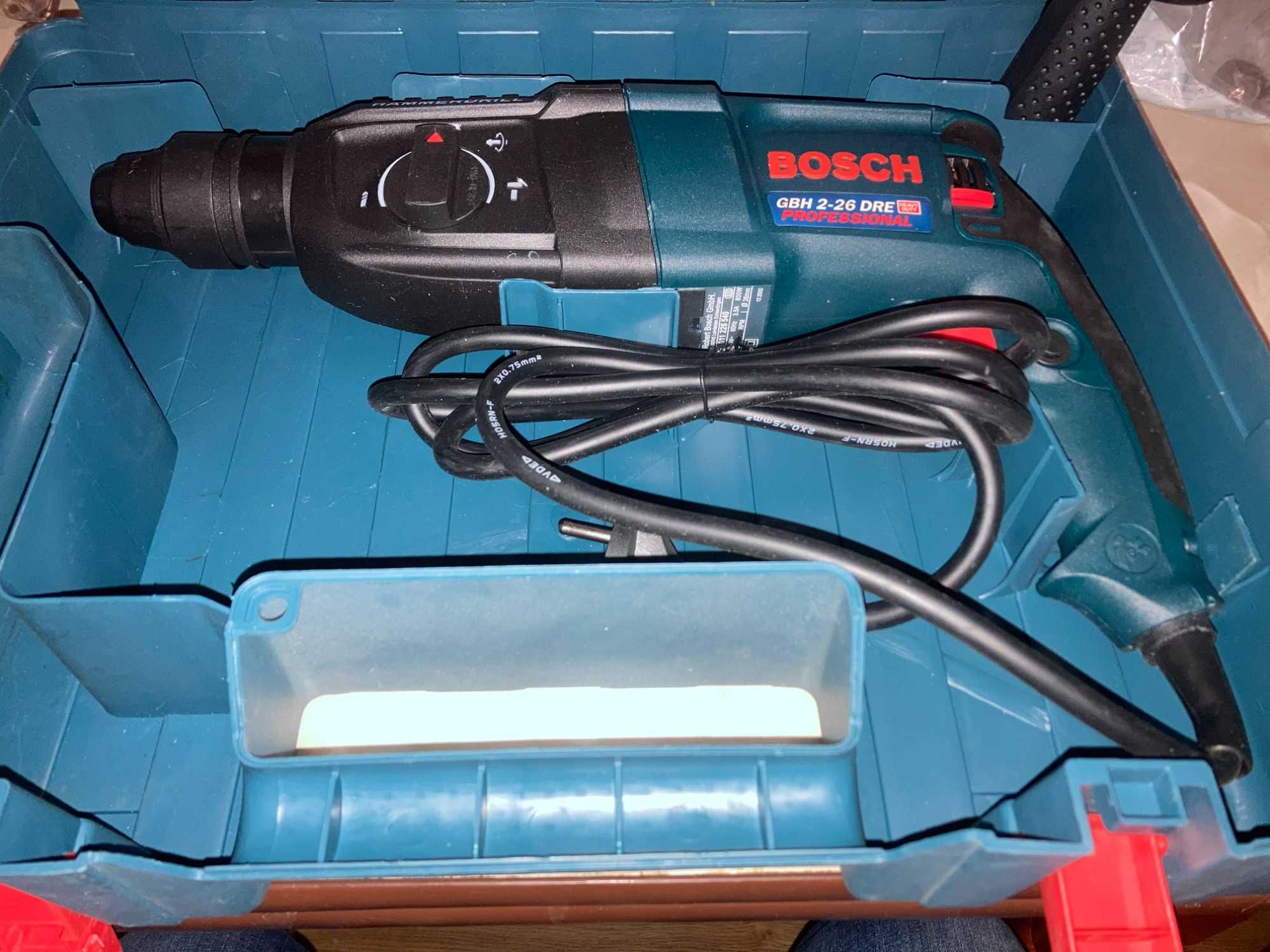 Перфоратор Bosch Professional GBH 2-26 DRE Оригінал