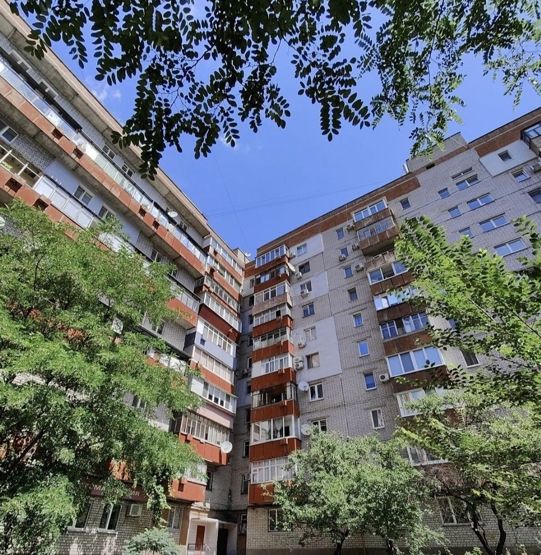 Продам 1к квартиру на Красном Камне!